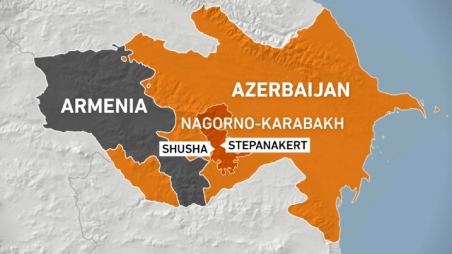 Azerbaijan bắt đầu tiếp nhận quyền kiểm soát các vùng ở Nagorno-Karabakh